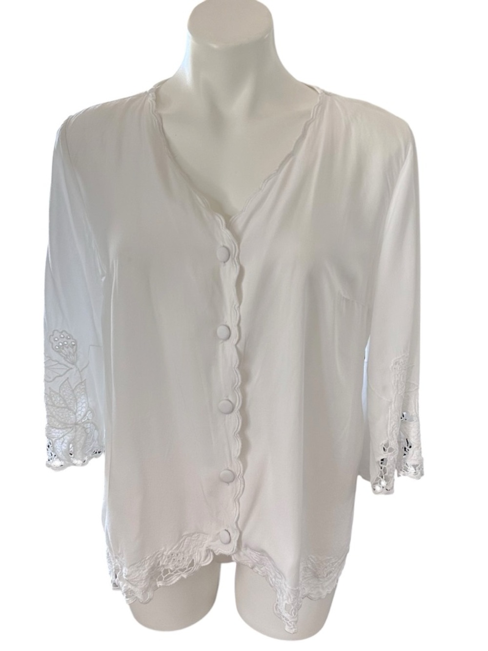 Soft Surroundings White Embroidered Button Down Top Size S
